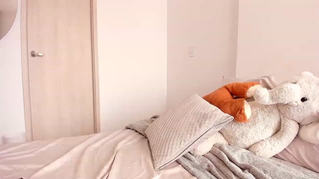 Gallery image thumbnail from Kas__'s myfreecams stream on, 05/15/2023, 18:28 image 11 of 20