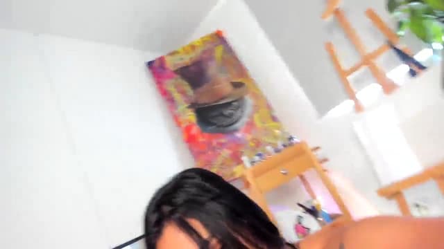 Gallery image thumbnail from Kas__'s myfreecams stream on, 04/30/2024, 18:03 image 9 of 20
