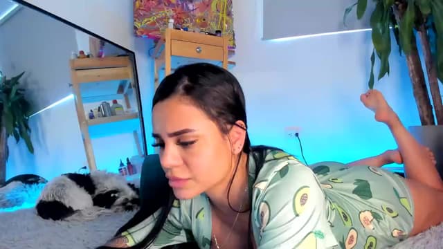 Gallery image thumbnail from Kas__'s myfreecams stream on, 05/28/2024, 20:42 image 17 of 20
