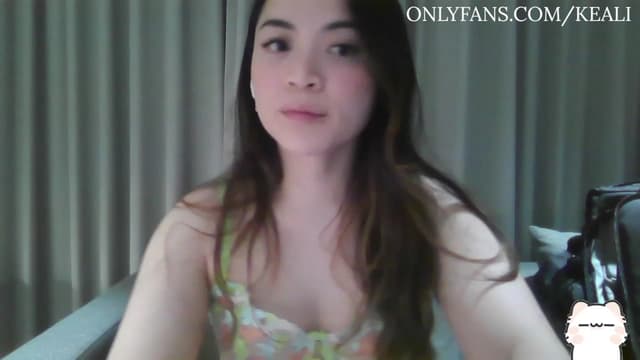Gallery image thumbnail from Keali's myfreecams stream on, 12/25/2022, 24:03 image 4 of 20