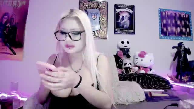 Gallery image thumbnail from Ketel's myfreecams stream on, 01/30/2025, 04:51 image 4 of 20