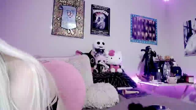 Gallery image thumbnail from Ketel's myfreecams stream on, 03/09/2025, 20:19 image 20 of 20