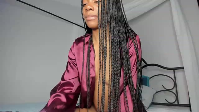 Gallery image thumbnail from Kiera's myfreecams stream on, 01/31/2023, 12:49 image 3 of 20