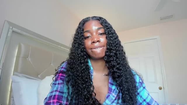 Gallery image thumbnail from Kiera's myfreecams stream on, 03/12/2024, 19:31 image 20 of 20