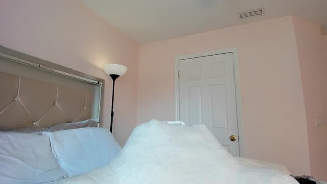 Gallery image thumbnail from Kiera's myfreecams stream on, 03/22/2024, 18:21 image 4 of 20