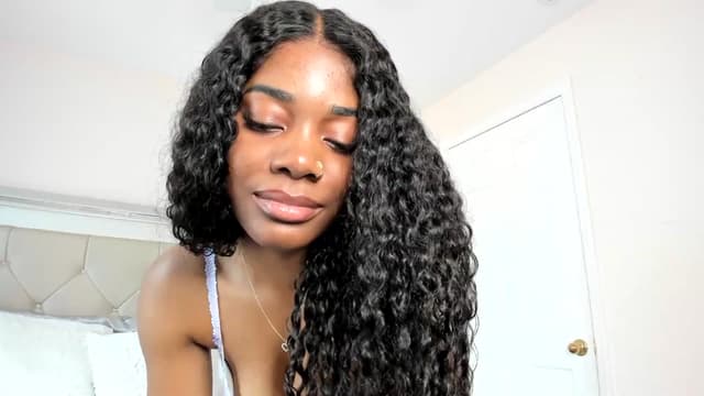Gallery image thumbnail from Kiera's myfreecams stream on, 04/04/2024, 20:40 image 12 of 20