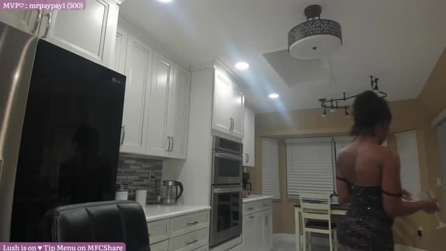 Gallery image thumbnail from Kiera's myfreecams stream on, 06/24/2024, 04:44 image 14 of 20