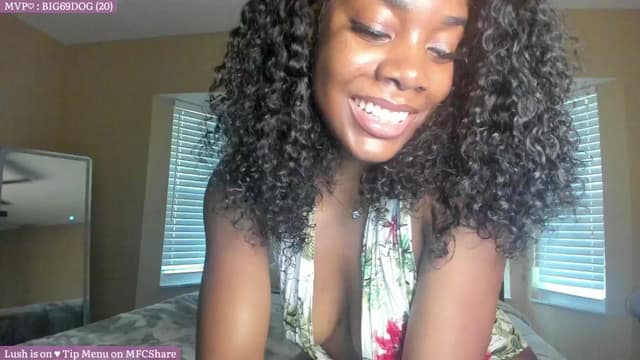 Gallery image thumbnail from Kiera's myfreecams stream on, 07/01/2024, 24:01 image 7 of 20