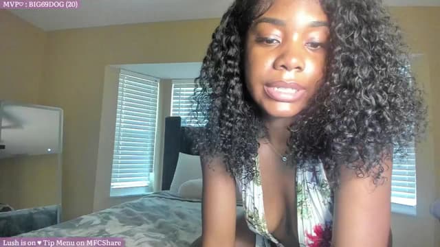 Gallery image thumbnail from Kiera's myfreecams stream on, 07/01/2024, 24:01 image 8 of 20