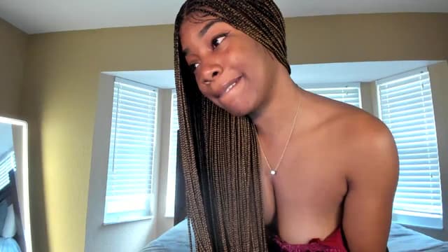 Gallery image thumbnail from Kiera's myfreecams stream on, 08/13/2024, 19:29 image 12 of 20