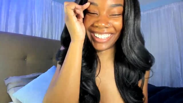 Gallery image thumbnail from Kiera's myfreecams stream on, 01/12/2025, 09:40 image 5 of 20