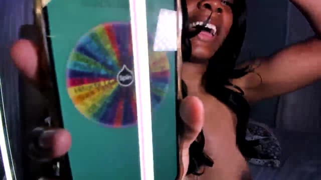 Gallery image thumbnail from Kiera's myfreecams stream on, 02/22/2025, 24:55 image 12 of 20