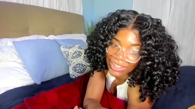 Gallery image thumbnail from Kiera's myfreecams stream on, 04/08/2025, 03:11 image 19 of 20