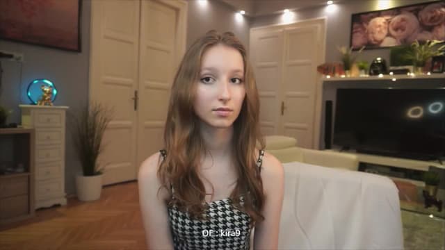 Gallery image thumbnail from Kira9's myfreecams stream on, 08/10/2025, 19:39 image 9 of 20