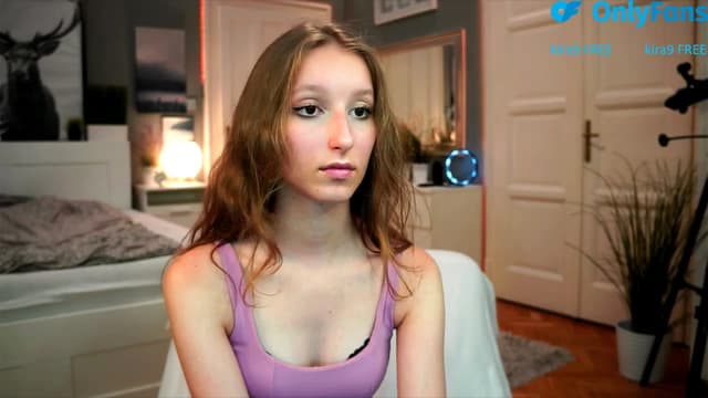 Gallery image thumbnail from Kira9's myfreecams stream on, 08/22/2025, 19:20 image 8 of 20