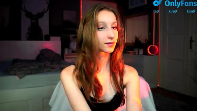 Gallery image thumbnail from Kira9's myfreecams stream on, 08/25/2025, 17:00 image 12 of 20