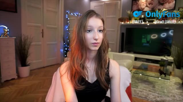 Gallery image thumbnail from Kira9's myfreecams stream on, 08/28/2025, 18:26 image 6 of 20