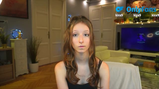 Gallery image thumbnail from Kira9's myfreecams stream on, 08/31/2025, 20:13 image 9 of 20