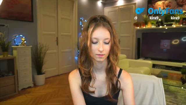 Gallery image thumbnail from Kira9's myfreecams stream on, 08/31/2025, 20:13 image 1 of 20