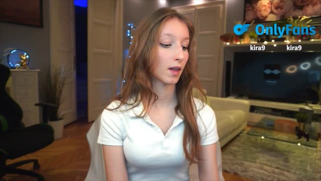 Gallery image thumbnail from Kira9's myfreecams stream on, 09/04/2025, 19:05 image 13 of 20