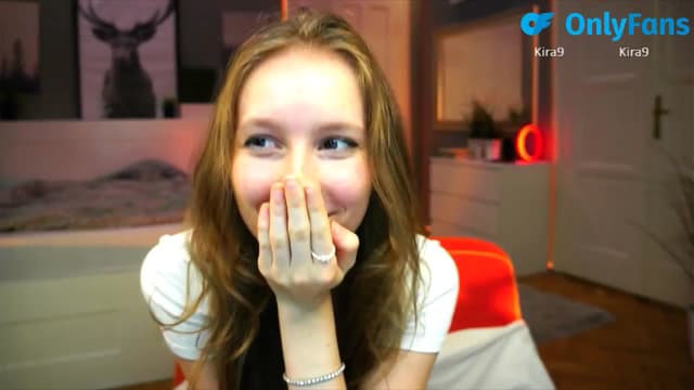 Gallery image thumbnail from Kira9's myfreecams stream on, 09/05/2025, 21:16 image 15 of 20