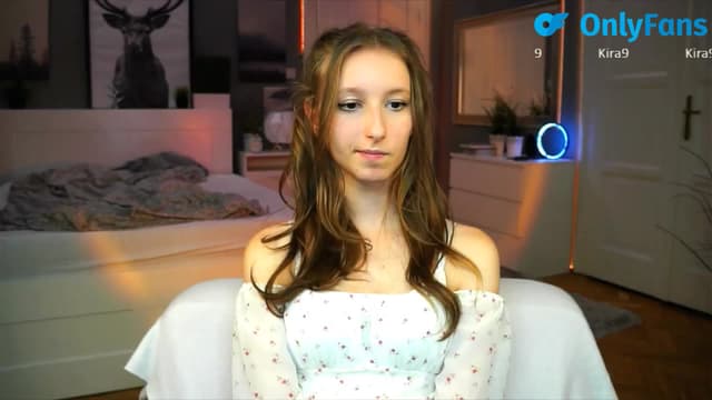 Gallery image thumbnail from Kira9's myfreecams stream on, 09/07/2025, 20:50 image 13 of 20