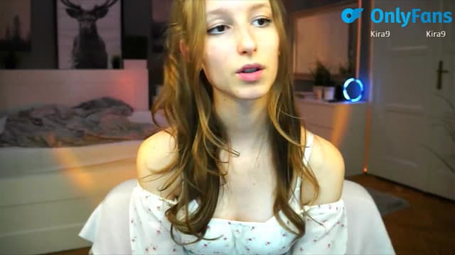 Gallery image thumbnail from Kira9's myfreecams stream on, 09/07/2025, 20:50 image 6 of 20