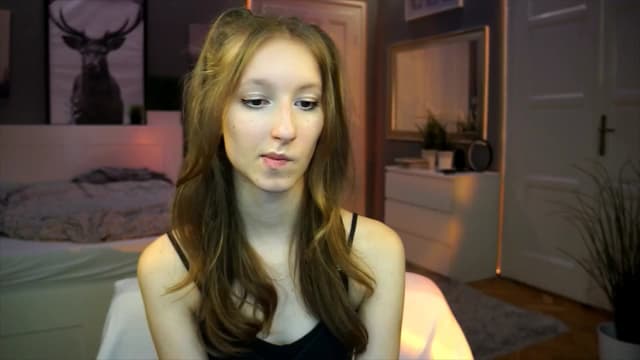Gallery image thumbnail from Kira9's myfreecams stream on, 09/12/2025, 17:47 image 20 of 20