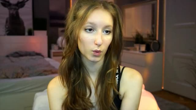 Gallery image thumbnail from Kira9's myfreecams stream on, 09/12/2025, 18:50 image 9 of 20