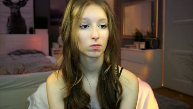 Gallery image thumbnail from Kira9's myfreecams stream on, 09/12/2025, 21:32 image 1 of 20
