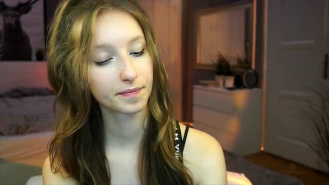 Gallery image thumbnail from Kira9's myfreecams stream on, 09/12/2025, 21:32 image 15 of 20
