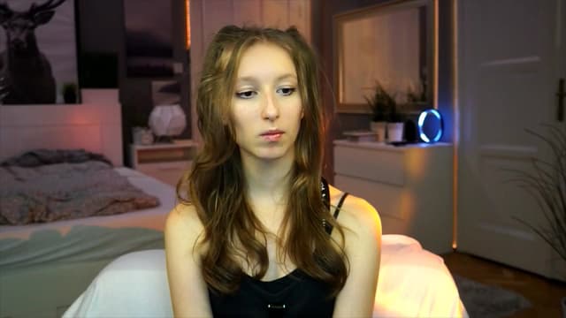 Gallery image thumbnail from Kira9's myfreecams stream on, 09/12/2025, 21:56 image 20 of 20