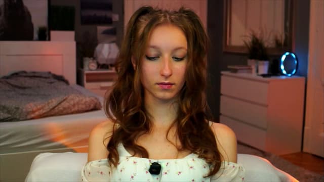Gallery image thumbnail from Kira9's myfreecams stream on, 09/14/2025, 20:29 image 13 of 20