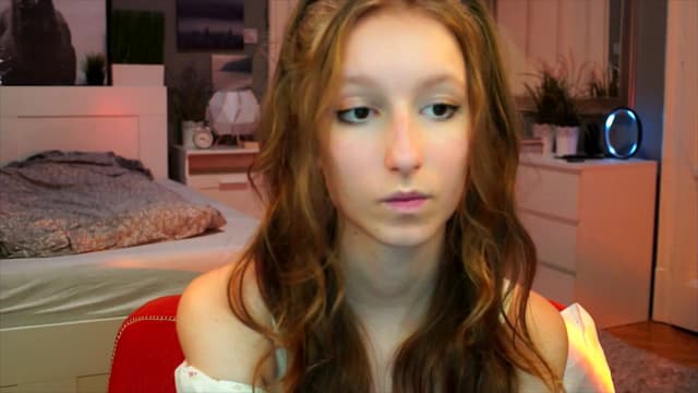 Gallery image thumbnail from Kira9's myfreecams stream on, 09/14/2025, 22:30 image 6 of 20
