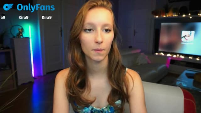 Gallery image thumbnail from Kira9's myfreecams stream on, 09/17/2025, 21:29 image 8 of 20