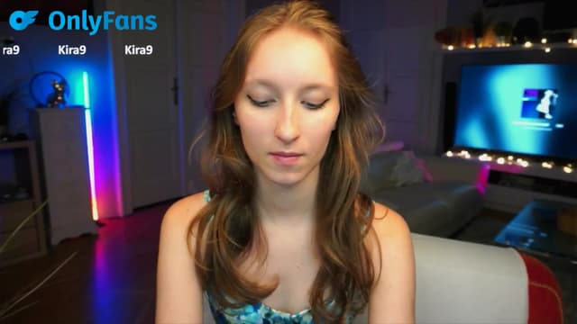 Gallery image thumbnail from Kira9's myfreecams stream on, 09/17/2025, 21:29 image 9 of 20