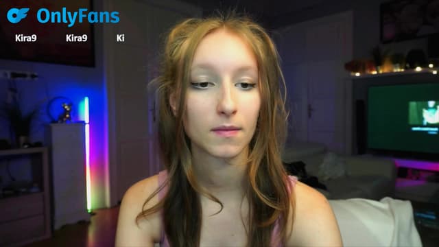 Gallery image thumbnail from Kira9's myfreecams stream on, 09/18/2025, 19:14 image 10 of 20