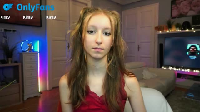 Gallery image thumbnail from Kira9's myfreecams stream on, 09/21/2025, 21:46 image 20 of 20