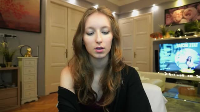 Gallery image thumbnail from Kira9's myfreecams stream on, 09/26/2025, 19:33 image 8 of 20