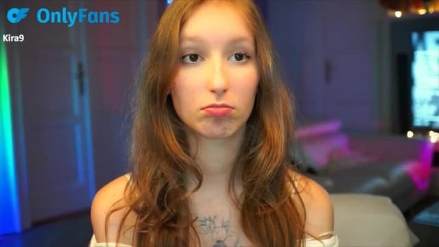 Gallery image thumbnail from Kira9's myfreecams stream on, 09/28/2025, 19:36 image 3 of 20