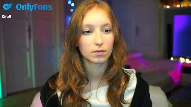 Gallery image thumbnail from Kira9's myfreecams stream on, 09/28/2025, 19:36 image 11 of 20