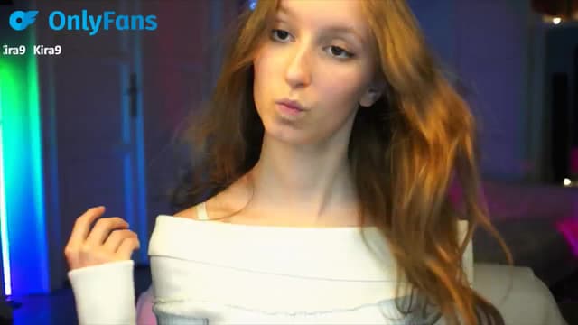 Gallery image thumbnail from Kira9's myfreecams stream on, 09/28/2025, 21:53 image 1 of 20