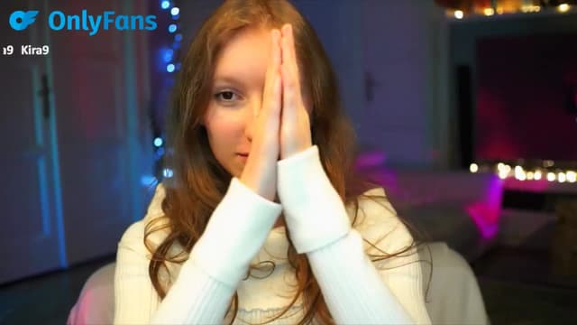 Gallery image thumbnail from Kira9's myfreecams stream on, 09/28/2025, 21:53 image 18 of 20