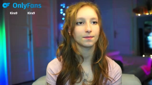 Gallery image thumbnail from Kira9's myfreecams stream on, 09/29/2025, 21:19 image 7 of 20