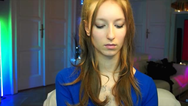 Gallery image thumbnail from Kira9's myfreecams stream on, 10/03/2025, 16:50 image 19 of 20