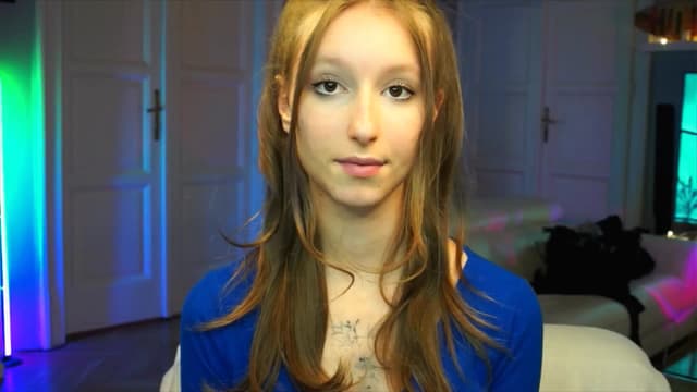 Gallery image thumbnail from Kira9's myfreecams stream on, 10/03/2025, 16:50 image 16 of 20