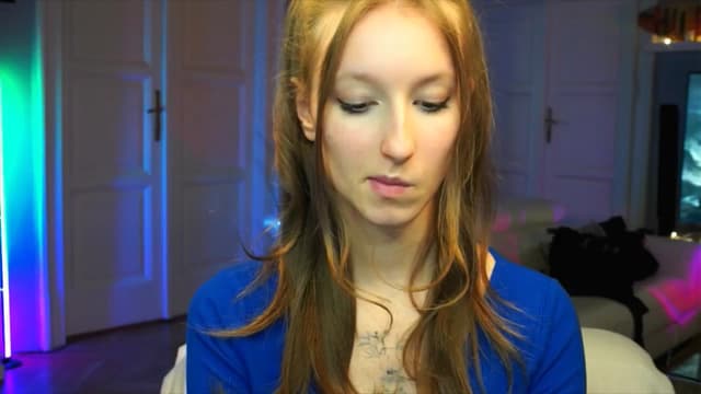 Gallery image thumbnail from Kira9's myfreecams stream on, 10/03/2025, 16:50 image 14 of 20