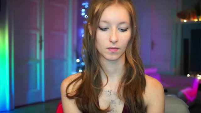 Gallery image thumbnail from Kira9's myfreecams stream on, 10/04/2025, 17:00 image 16 of 20