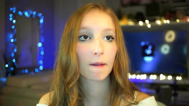 Gallery image thumbnail from Kira9's myfreecams stream on, 10/09/2025, 19:47 image 9 of 20
