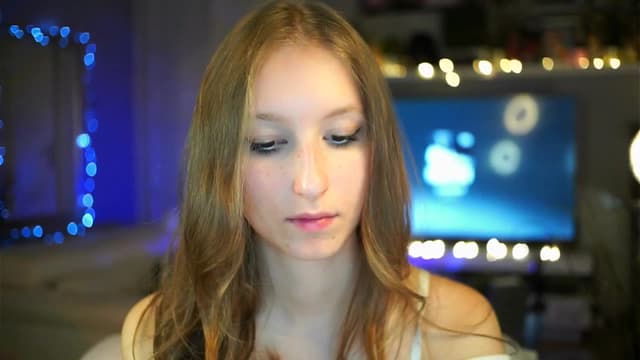 Gallery image thumbnail from Kira9's myfreecams stream on, 10/09/2025, 20:39 image 4 of 20